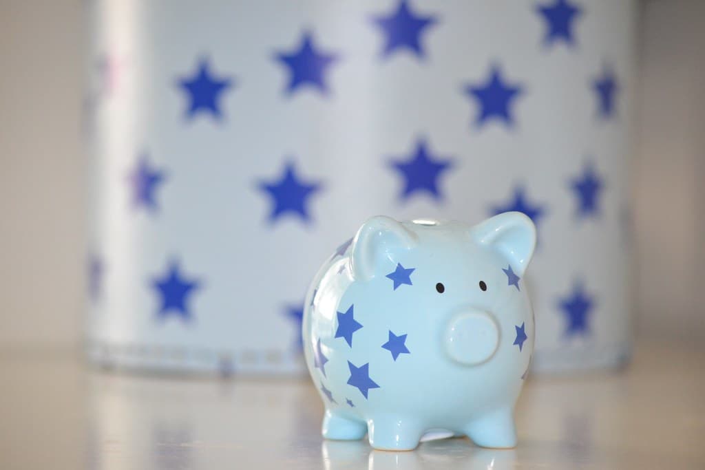 A piggy bank for saving money — The $1 Savings Challenge 2026: Save $1,000 With Just $1 Per Day
