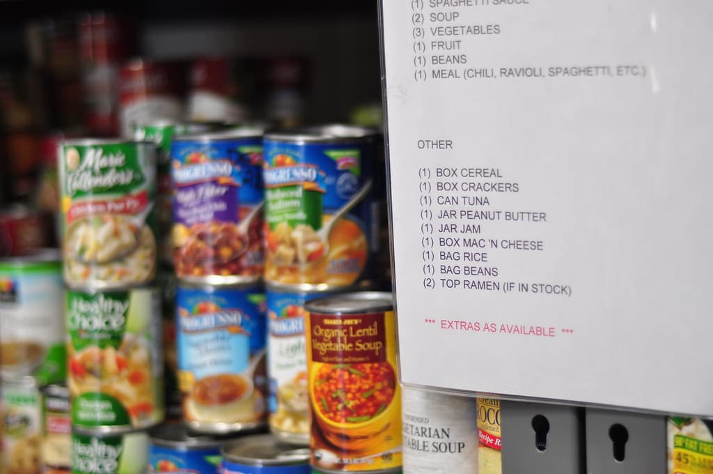 Healthy food pantry options